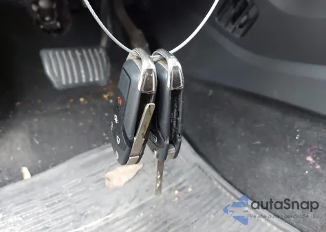 2013 Ford Fusion S z USA, uszkodzony, nr VIN 3FA6P0G71DR298241